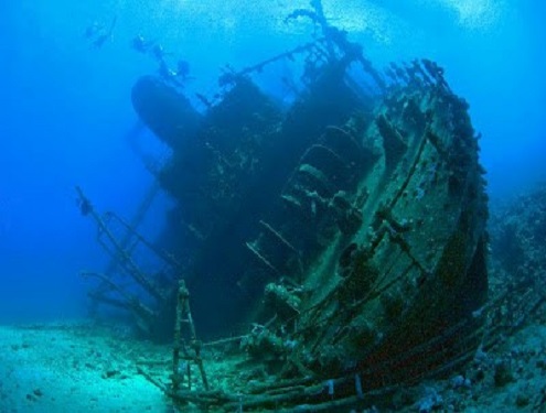 wreck-diving